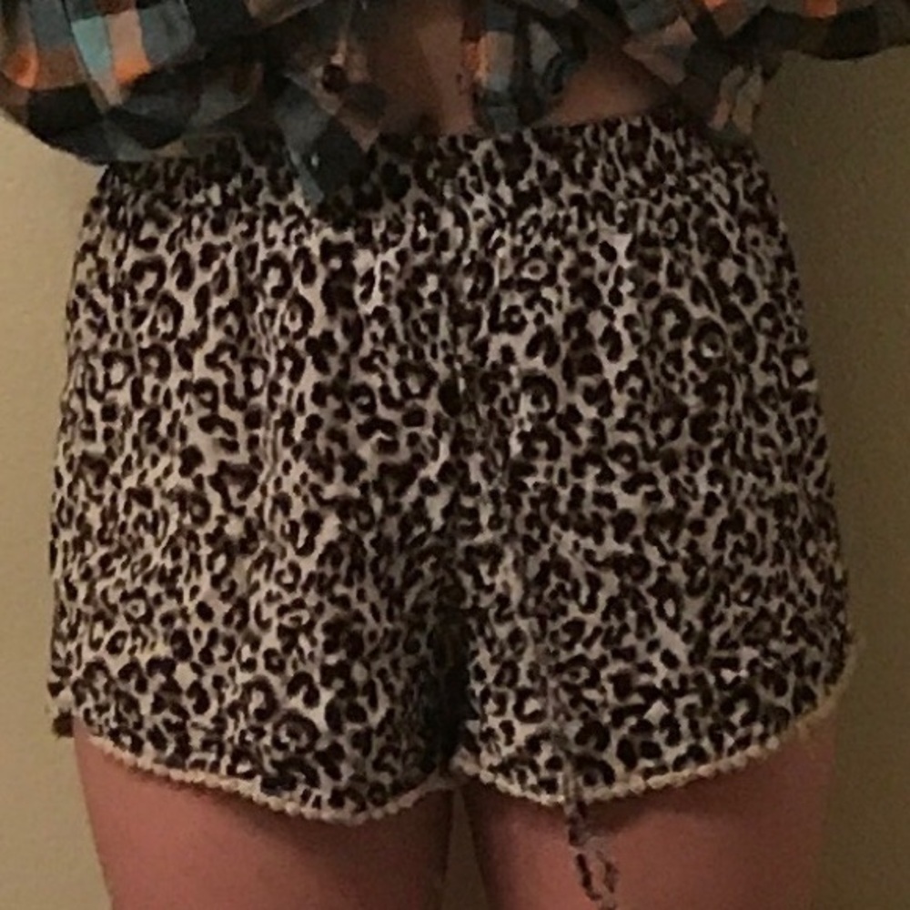 Cute Leopard shorts